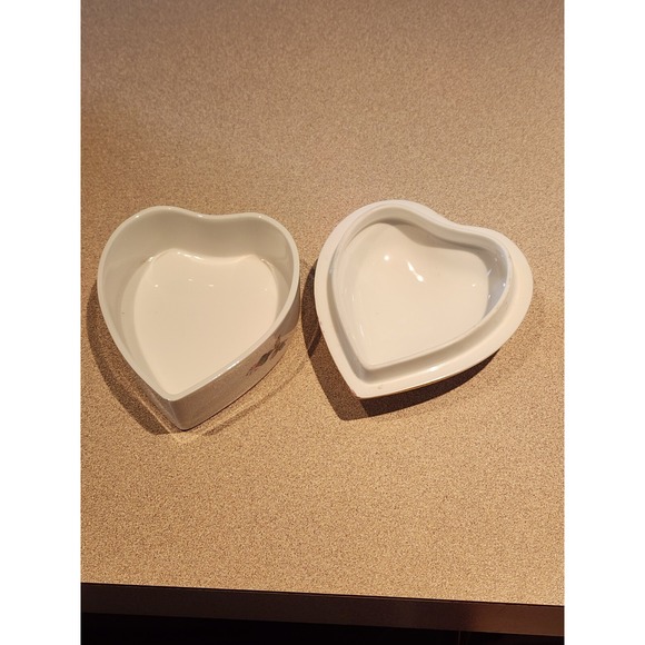 Spode Billingsley Rose Spray Jewelry Trinket Box Bone China Heart Shaped England - Picture 2 of 16